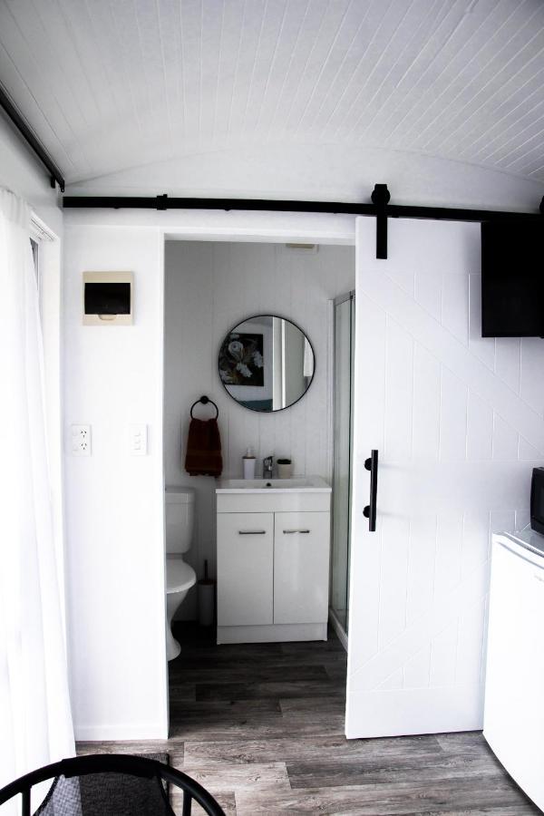 Rustic Rails Accommodation Dargaville Exterior photo