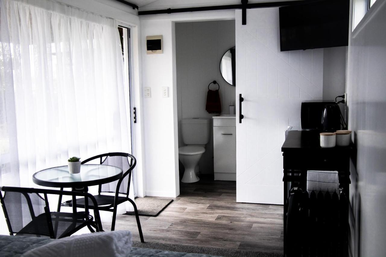 Rustic Rails Accommodation Dargaville Exterior photo